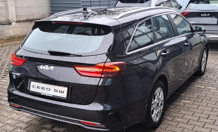 Kia Ceed cena 106500 przebieg: 7000, rok produkcji 2023 z Gniew małe 121